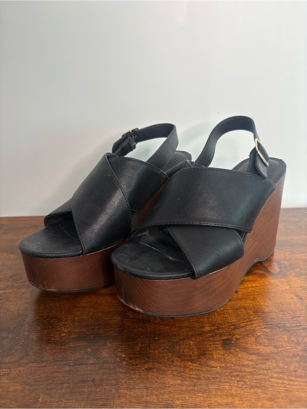 Universal Thread Black Crisscross Platform Wedge Sandals